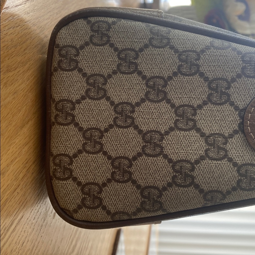 Vintage Gucci small satchel. - Picture 5 of 8